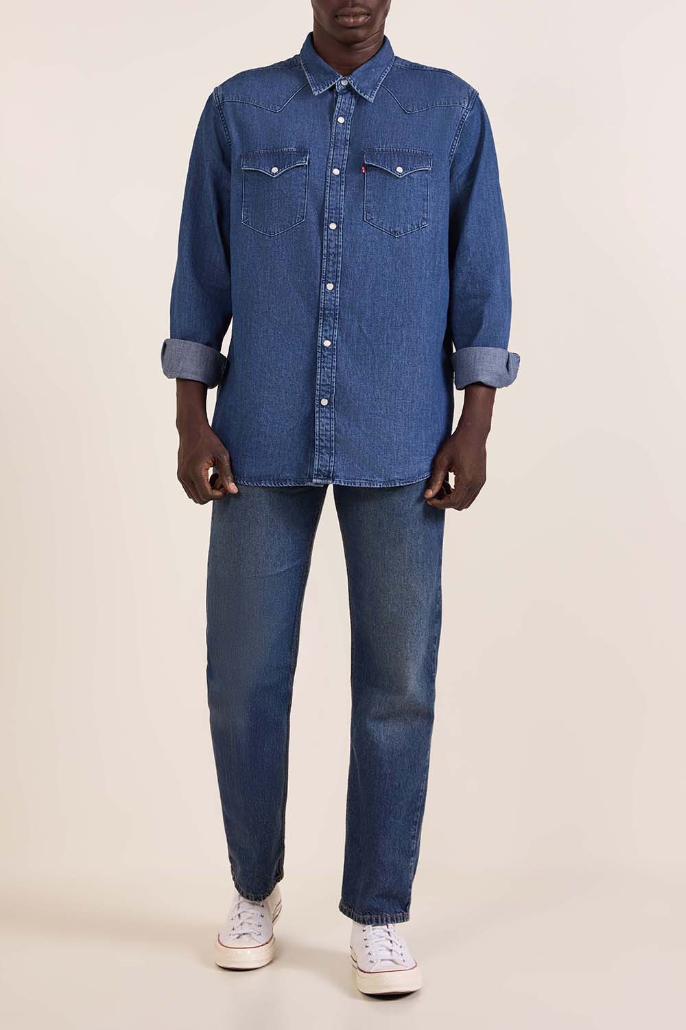 חולצה מכופתרת